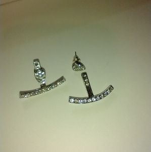 💥5/$25 sparkly earrings